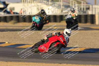 media/Nov-19-2023-CVMA (Sun) [[1f3d1b7ccb]]/Race 18 Supersport Middleweight/